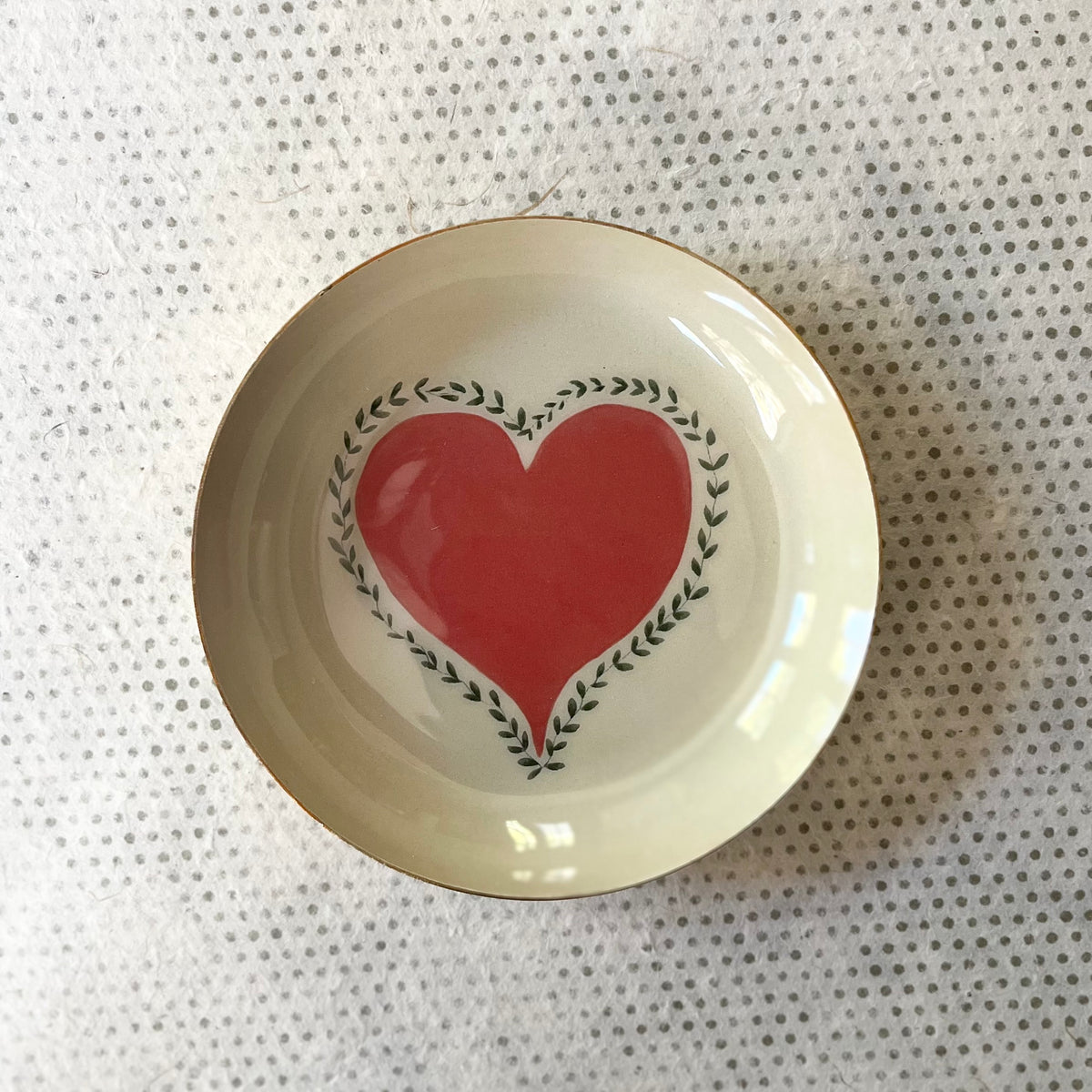 Heart tray enamel