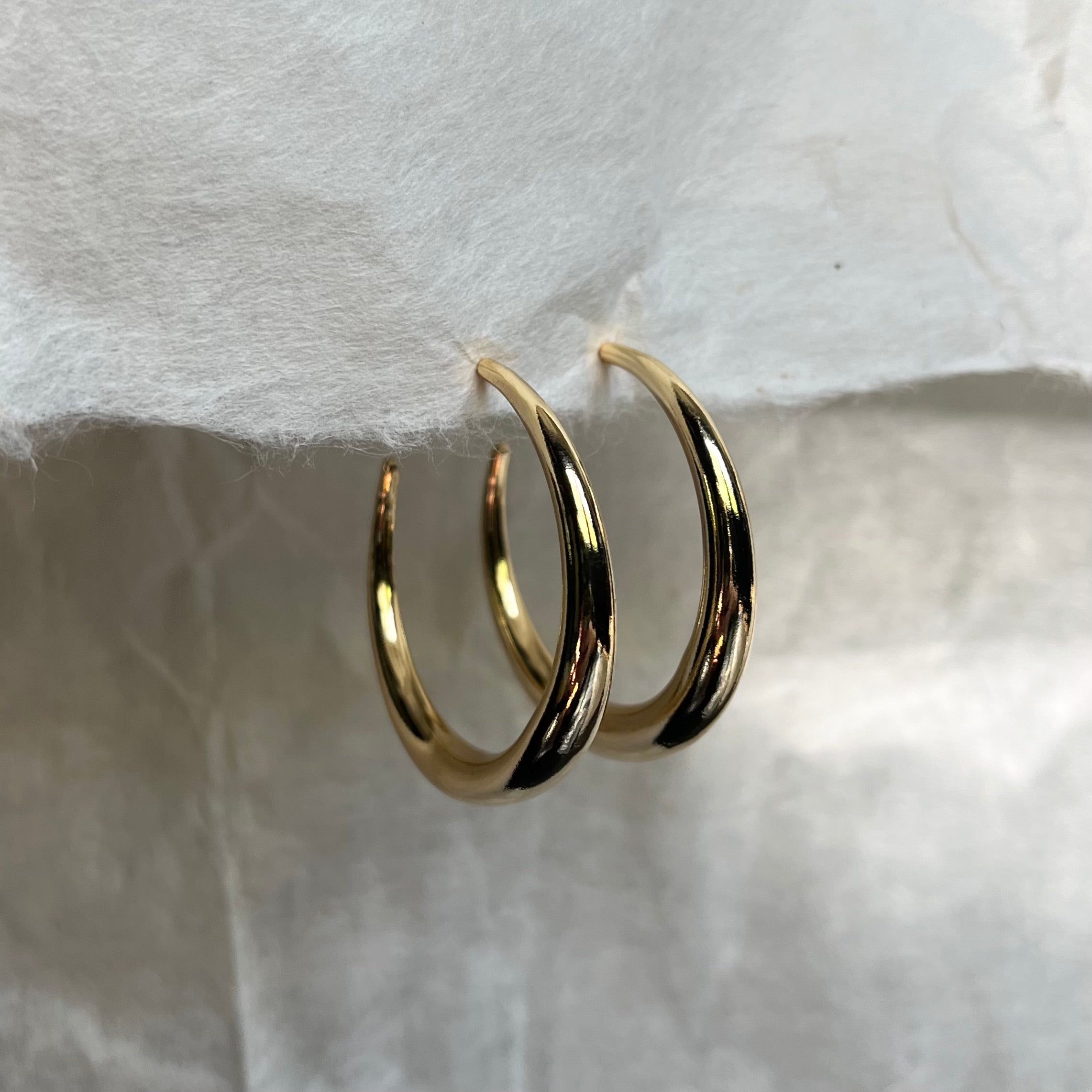 Thin to thick gold hoops