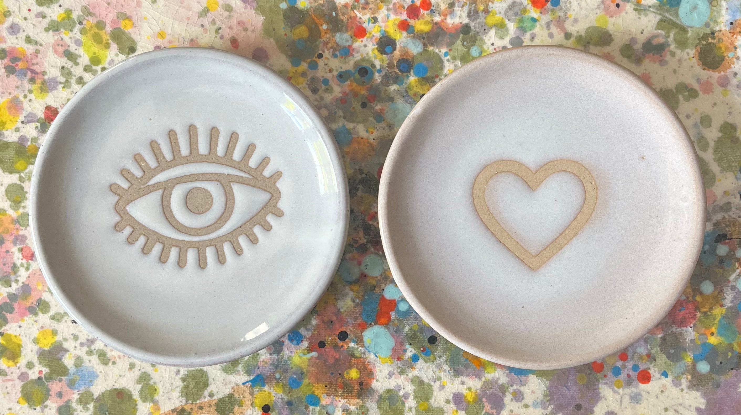 Eye/Heart You Dish