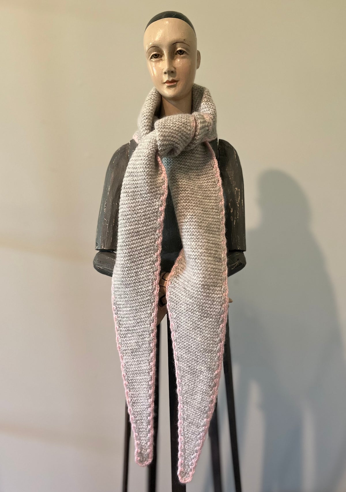 Cashmere Triangle neck scarf.