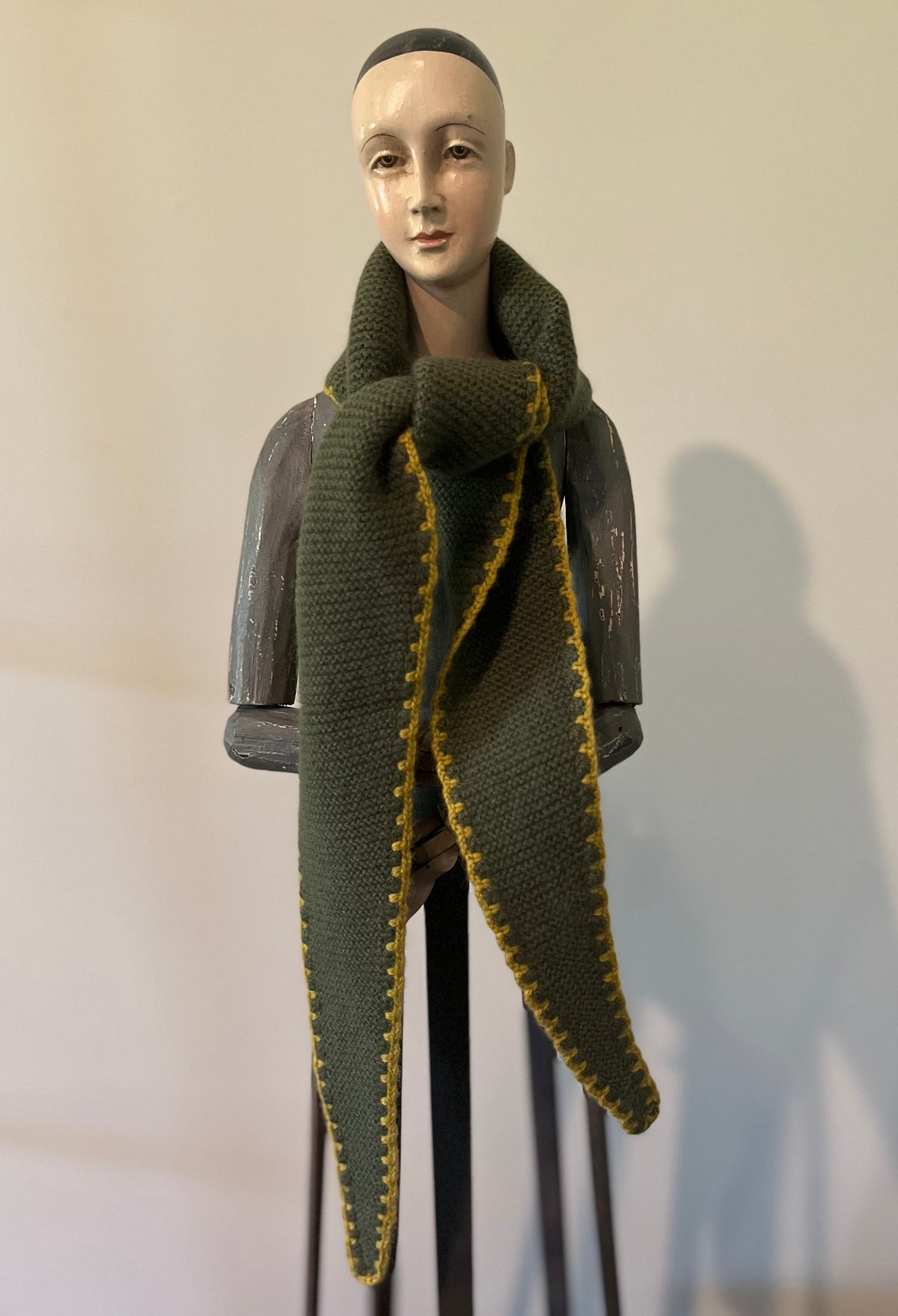 Cashmere Triangle neck scarf.