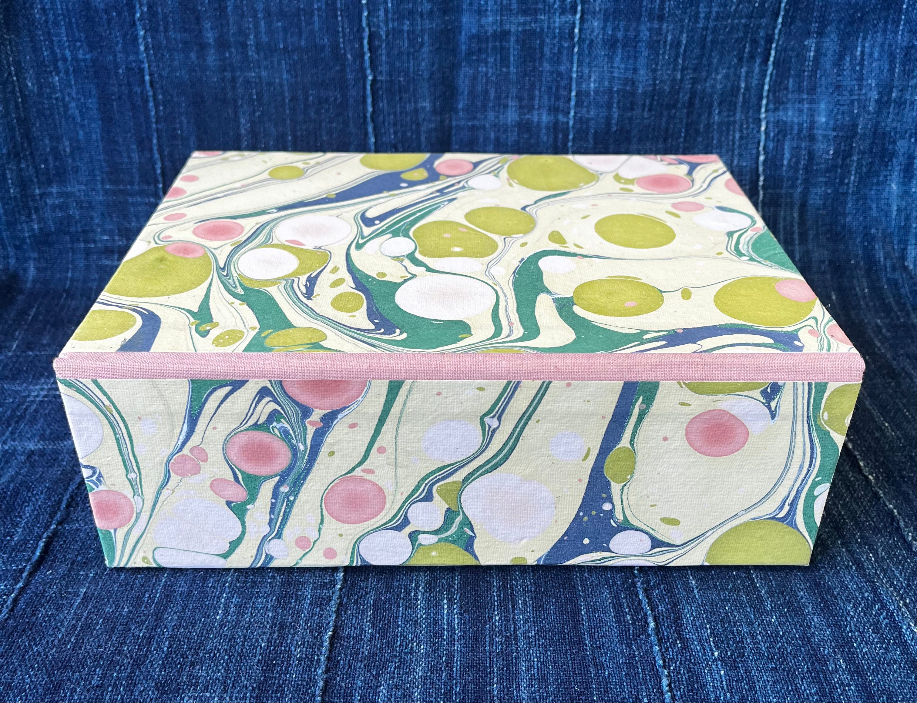 Marbled jewelry box