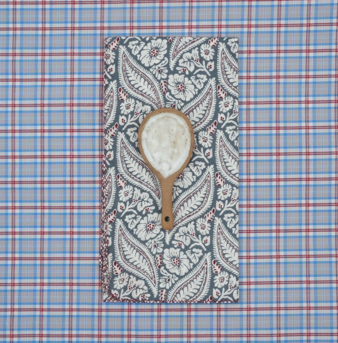 French napkins Perry Moonlight